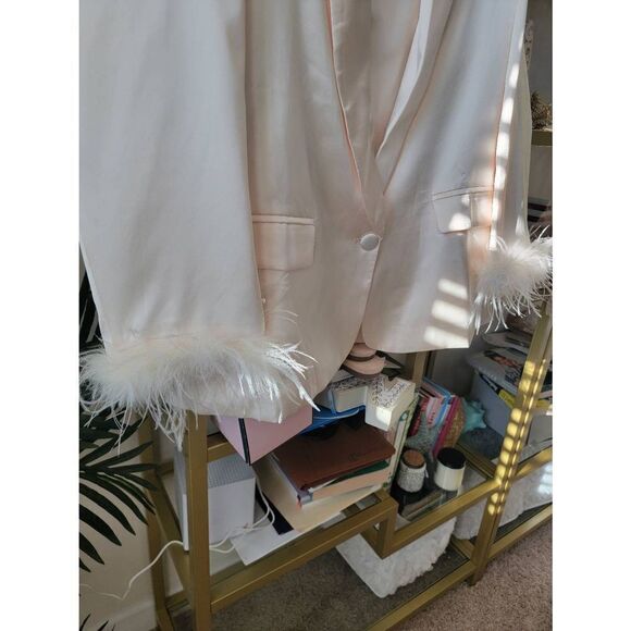 Ivory/Cream Glam Satin Feather Cuff Blazer - Picture 5 of 10